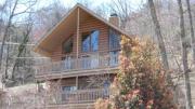 Pet-Friendly Luxury Cabin with a Hot Tub in Gatlinburg Tennessee