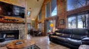 Pet-Friendly Luxury Cabin with a Hot Tub in Gatlinburg Tennessee