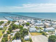 Top Bay Saint Louis