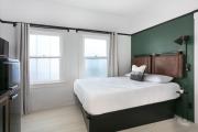 Gaslamp District Gem Studio with Private Entrance