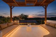 Sylva Villas, two luxury units close to Balangan beach with jungle view