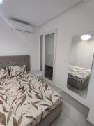 Cozy appartement with partial sea view Family only