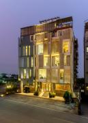 Oraka by My Downtown Aura Hotel