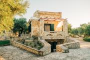 Top Akrotiri