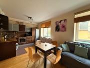 Cozy Study Close to City Centre