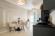 Nova Modern Stay with Underground Parking