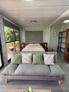 Sea Breeze Studio Apt