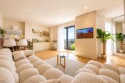 Green Terrace Square View