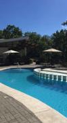 Casa en playa Herradura con piscina