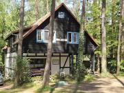 Large house with private sauna, close to the lake
