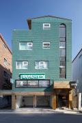 Huayuanhouse HQ in hongdae