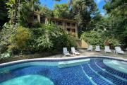 Private Spacious Fully Serviced Apt #6 w Pool