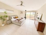 Top Browns Plains