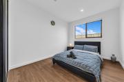 Top Sunbury