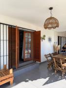 Top Villa Santa Cruz del Lago