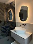 Attinie Apartment
