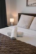 Top Capalaba