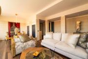 Art Luxury Skyline Views in Montenapoleone