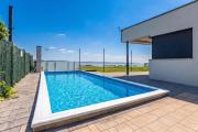 Lelle Marine-Hanna Pool Apartment - Happy Rentals