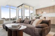 Rax Town - 2 Story Loft Condo with Skyline View beside CN tower and the Rogers Center