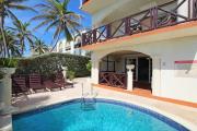 Oceanfront 1-bed Apt with Pool near Surfing - Rosalie 2