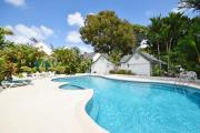 Large 3-bed townhouse wshared pool