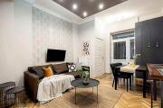 Super Central Cosy 3BR Near NewYork Cafe with Balcony