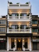 Madelise Ensora Hotel & Travel