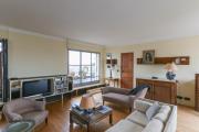 Spacious 80m Apt near Eiffel Tower