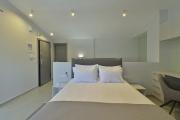 Elegant Duplex Apartment - Daphne