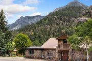 Munn Park Lodge Lower in Ouray CO