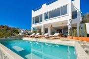 Casa Roni by Xeno