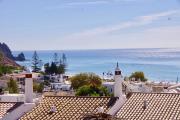 Townhouse near the sea with plenty of sunlight