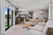Suite 414 Modern Living, Big Terrace & Sea Views
