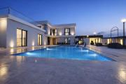 Elite Mansion Tirana - Heated Pool & SPA - 9BR