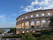 Top Pula