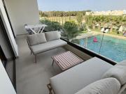 Sadia Beach & Pool Luxury Apartment