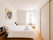 Roseto Apartment - Modern Elegance and Relaxation