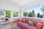 Top West Vancouver