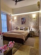 Top Noida