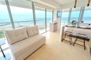 Moderno Apartasuit, vista al mar con dos balcones
