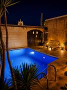 Top Għarb Top Għarb