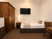 Top Cooma