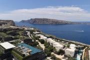 Top Oia