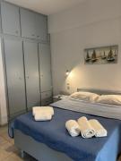Coastal studio 10 steps from Agia Pelagia beach 2
