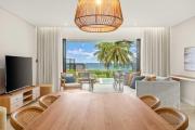Villa Nalu - Luxury Beachfront Duplex & Pool