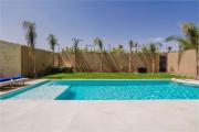 Bungalow Menara Piscine chauffee sans vis a vis