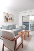 Breathtaking Sea View Apartment S17