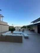 Top Nea Makri
