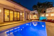 Villa Madalena 4BR Family Villa w Pool Walk to best Beach & Cafe